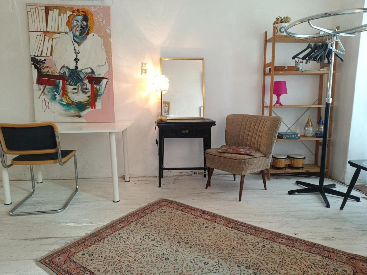 Atelier In Center, No Shower, Entire Place * Wien