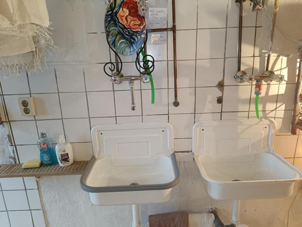 Atelier In Center, No Shower, Entire Place
