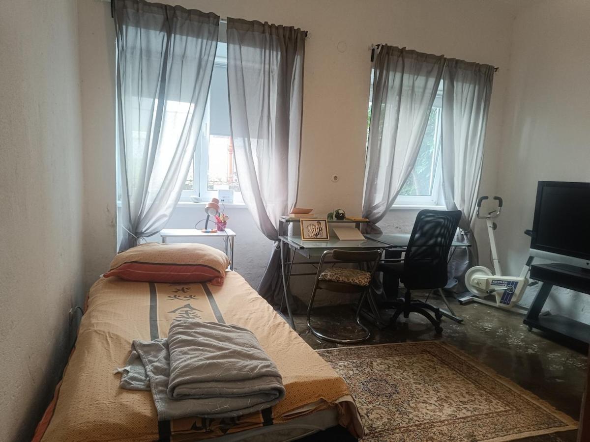 Atelier In Center, No Shower, Entire Place * Wien
